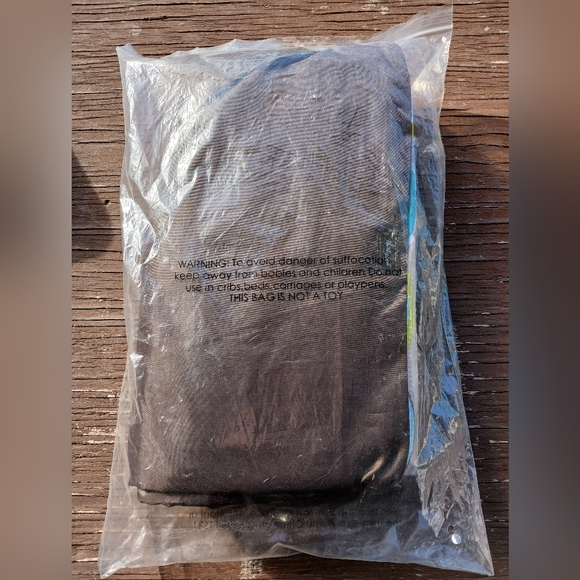 Thirty-One About Town Blanket - Picture 11 of 12